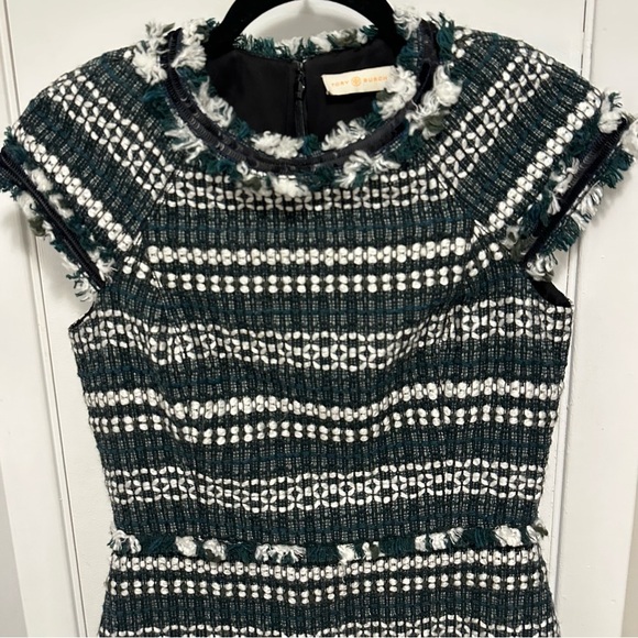 Tory Burch Norfolk Striped Tweed Dress 2 Cap Sleeve Fit & Flare Green Blk Wht - Picture 4 of 12
